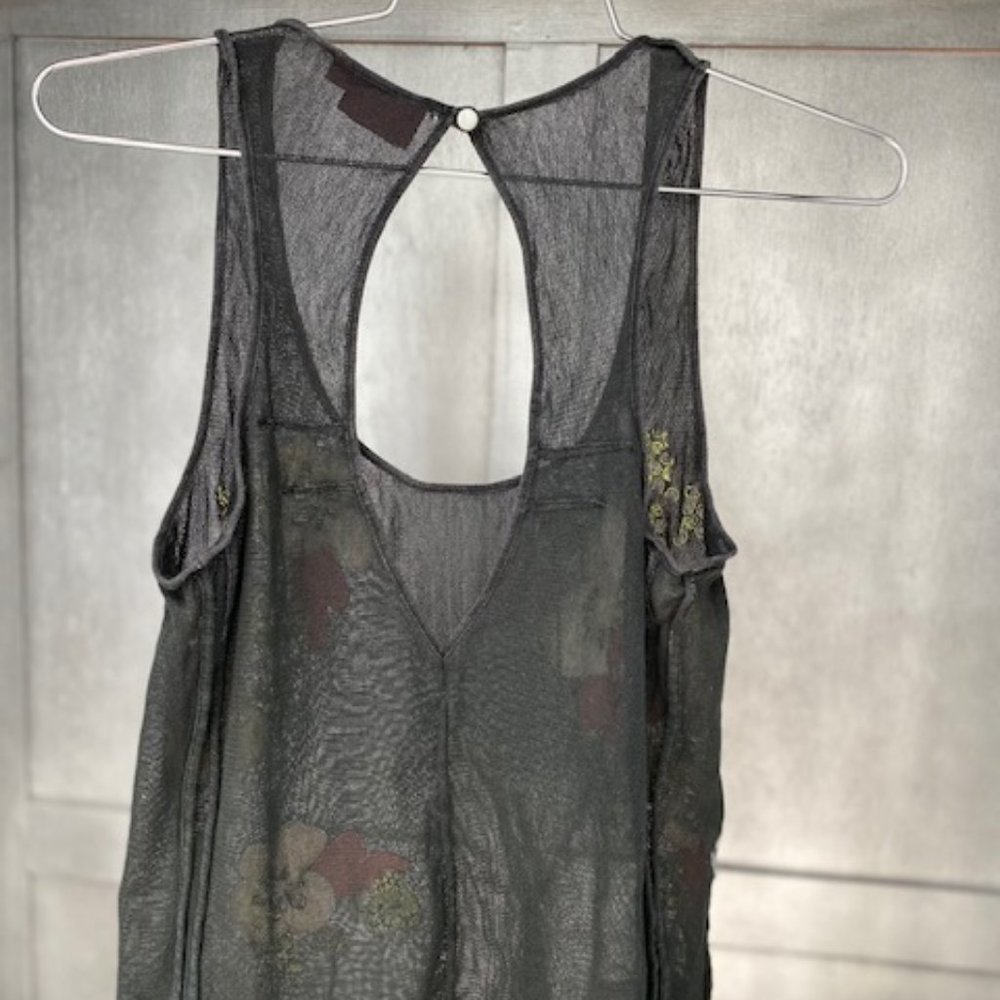 Dressy Tanktop - Picture 2 of 5